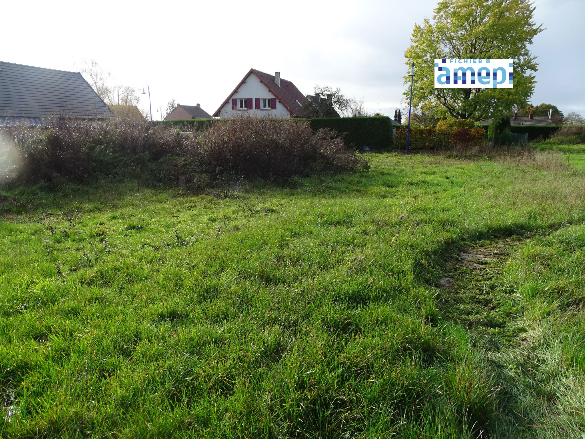 Immo80 – L'immobilier à Amiens et dans la Somme-ACHAT / VENTE EXCLUSIF SAINT-VAAST EN CHAUSSEE TERRAIN A BÂTIR DE 696 M2