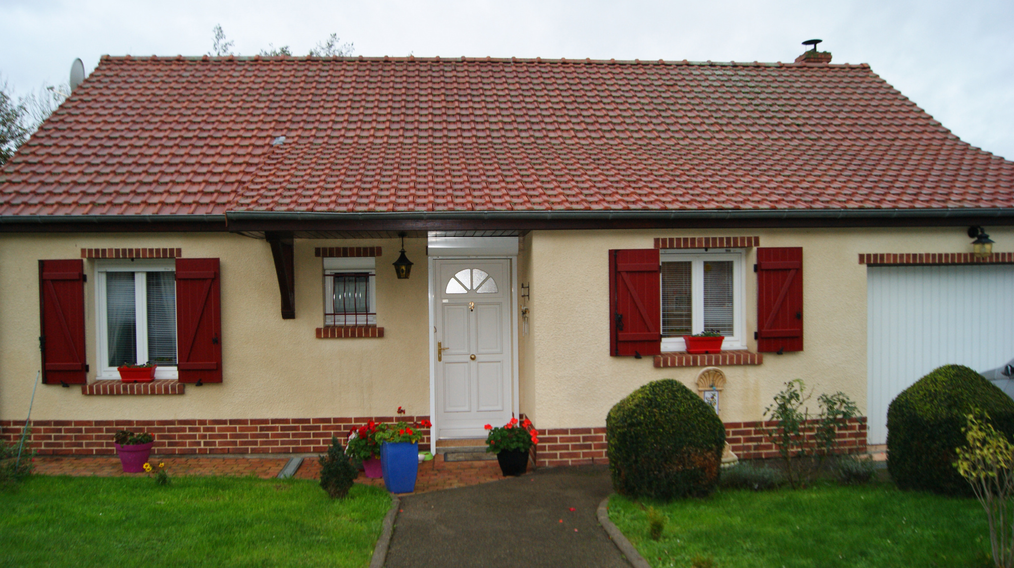 Immo80 – L'immobilier à Amiens et dans la Somme-ACHAT / VENTE Maison plain-pied 2 chambres avec garage et cour